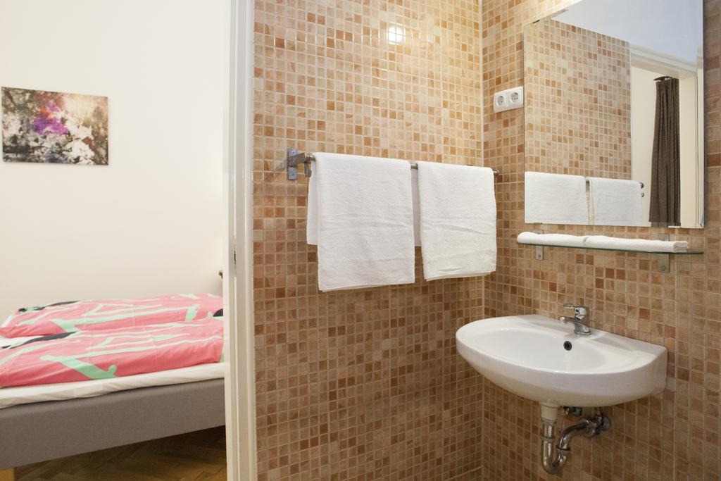 Apartamento Carolyn Apartman In The Old City Budapest Exterior foto