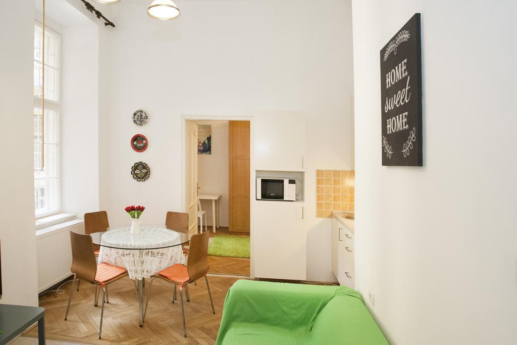 Apartamento Carolyn Apartman In The Old City Budapest Exterior foto